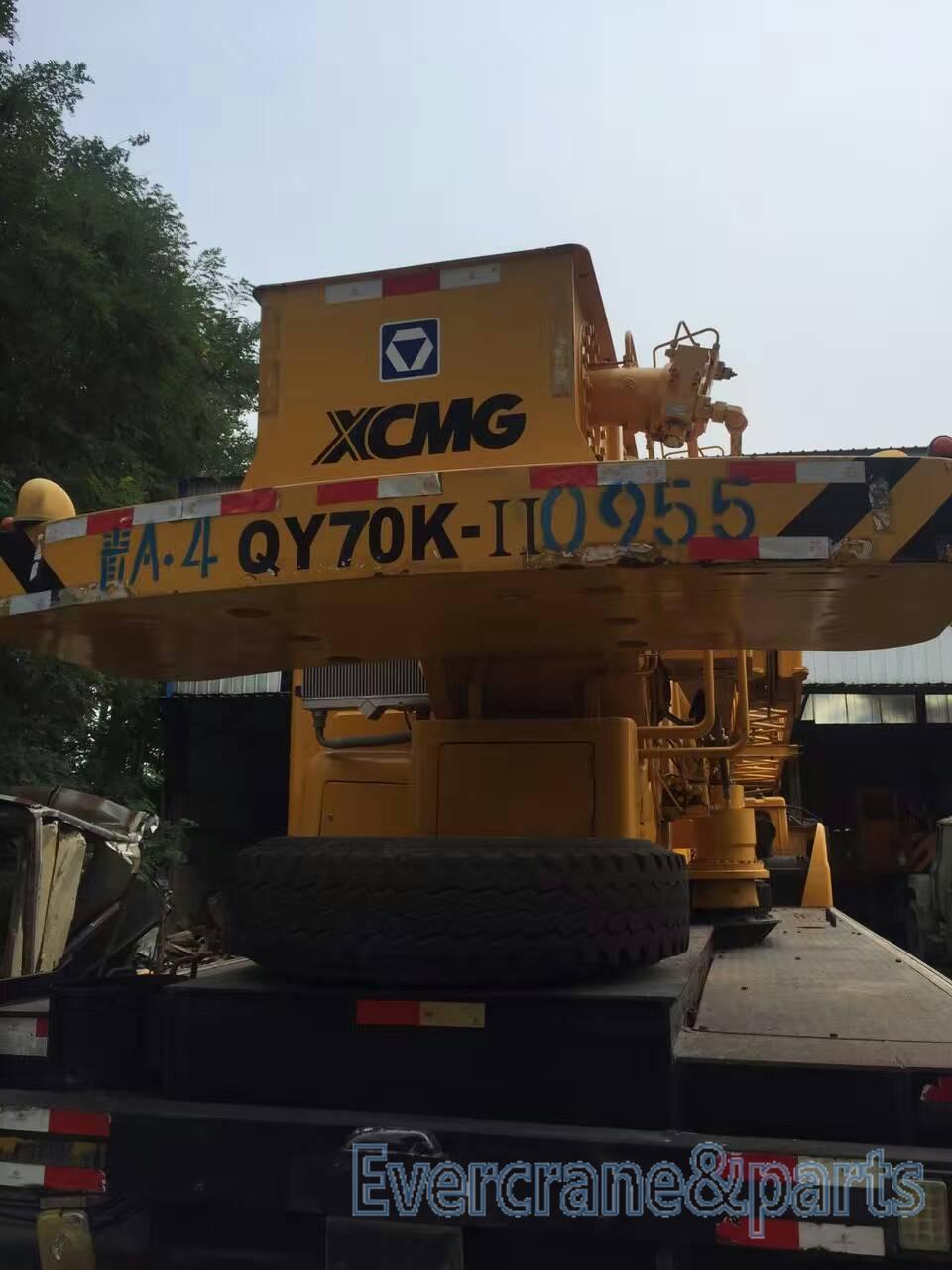 Qy50 K used truck crane .  XCMG truck crane .    XCMG Brand .  