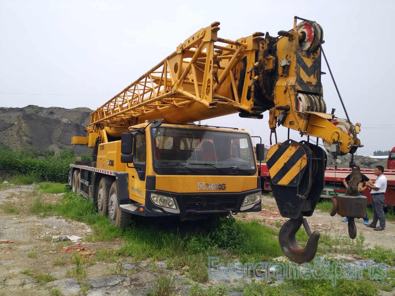 Qy50 K used truck crane .  XCMG truck crane .  mobile truck crane for sale .  